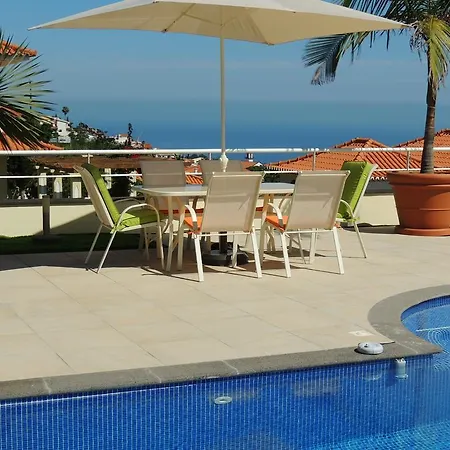 Apartment Studio Flat With Pool