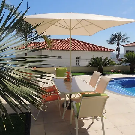 Studio Flat With Pool *