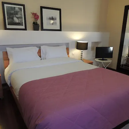 Apartment Studio Flat With Pool *