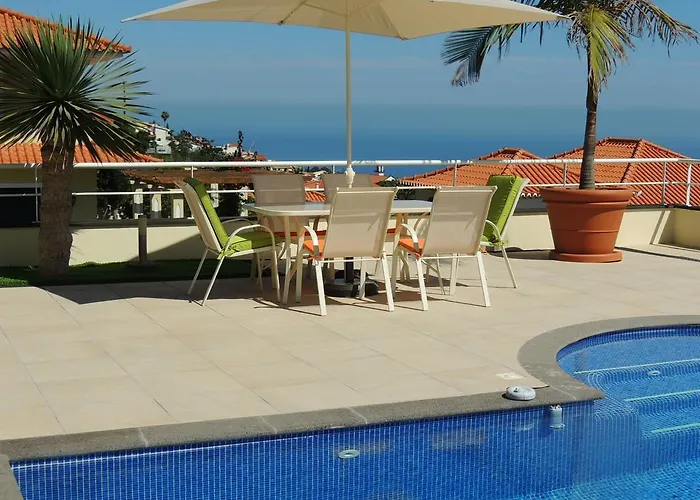 Apartment Studio Flat With Pool